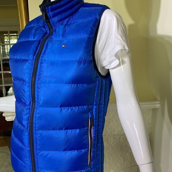 Tommy Hilfiger Reversible Down Puffer Vest - Picture 7 of 16